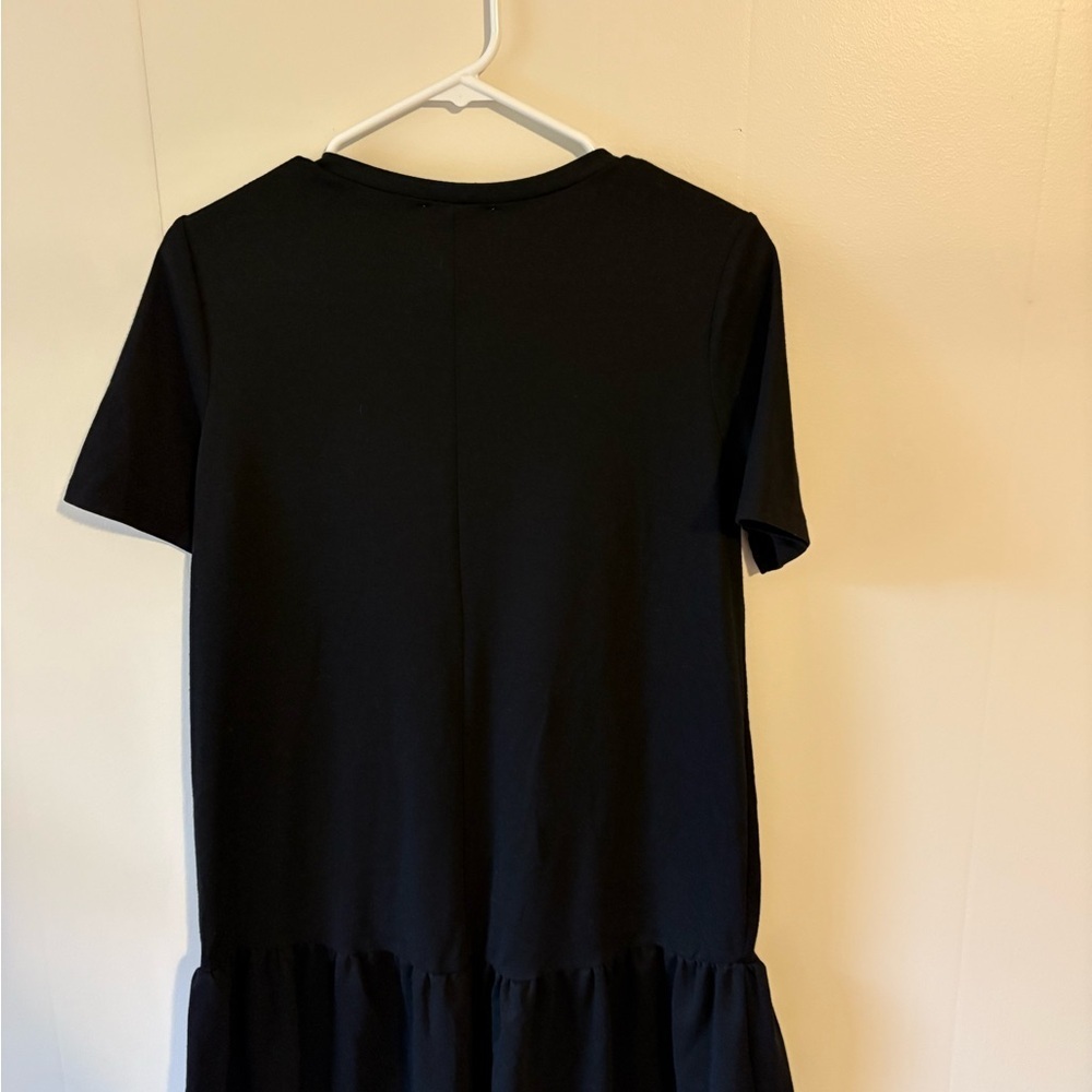 Zara Classic Black Dress - Picture 3 of 3